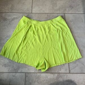 LAPOINTE Green Pleated Shorts